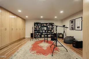 1892 N Marengo Ave, Pasadena, CA 91103 - Photo 28