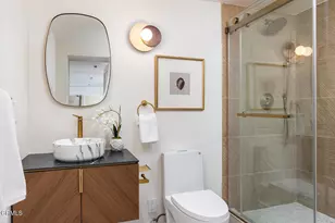 2345 Orange Cove Ave, La Crescenta, CA 91214 - Photo 36