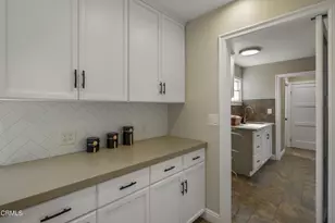 1155 N Sierra Bonita Ave, Pasadena, CA 91104 - Photo 20