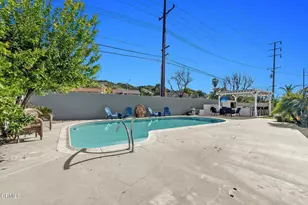 27800 Parkvale Dr, Santa Clarita, CA 91350 - Photo 40