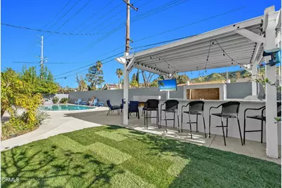 27800 Parkvale Drive, Santa Clarita, CA 91350 - Photo 44