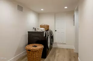 2994 Durand Dr, Los Angeles, CA 90068 - Photo 34