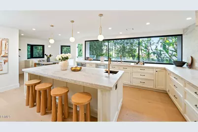 9617 Oak Pass Road, Beverly Hills, CA 90210 - Photo 16