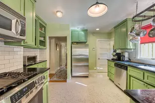 1881 Paloma St, Pasadena, CA 91104 - Photo 10