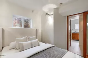 1614 Las Lunas St, Pasadena, CA 91106 - Photo 26