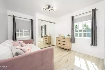 11118 Califa Street, North Hollywood, CA 91601 - Photo 10