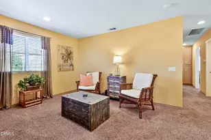 28434 Agajanian Dr, Santa Clarita, CA 91390 - Photo 18