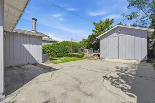 3233 Community Ave, La Crescenta, CA 91214 - Photo 18