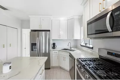 3233 Community Avenue, La Crescenta, CA 91214 - Photo 12