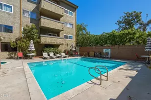 320 E Stocker St, Glendale, CA 91207 - Photo 22