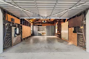 3901 Brilliant Dr, Los Angeles, CA 90065 - Photo 38