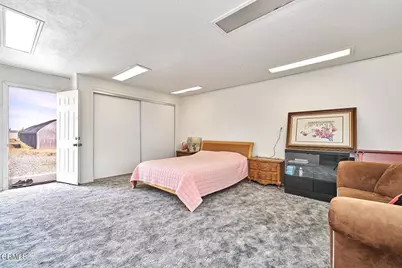 9494 Baker Road, Lucerne Valley, CA 92356 - Photo 14