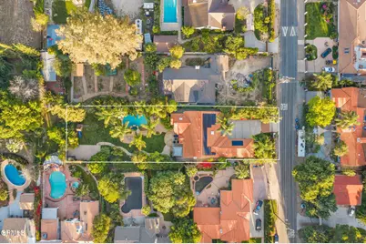 19443 Hatteras Street, Los Angeles, CA 91356 - Photo 2