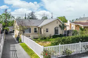 1932 E Washington Blvd, Pasadena, CA 91104 - Photo 2