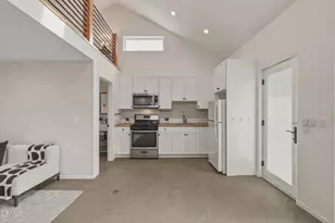 463 Toolen Pl, Pasadena, CA 91103 - Photo 16