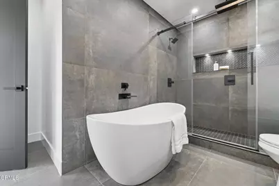 2001 Kenilworth Avenue Avenue, Los Angeles, CA 90039 - Photo 20