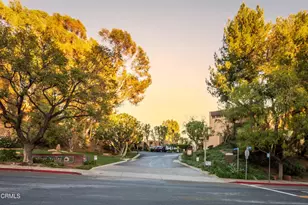 606 Vallejo Villas St, Los Angeles, CA 90042 - Photo 38