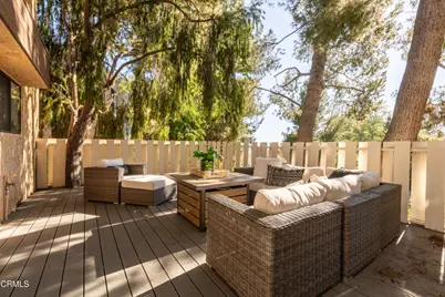 606 Vallejo Villas Street, Los Angeles, CA 90042 - Photo 24