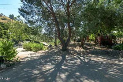 11461 Riverwood Drive, Sunland, CA 91040 - Photo 52