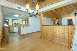 11461 Riverwood Dr, Sunland, CA 91040 - Photo 18