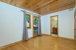 11461 Riverwood Dr, Sunland, CA 91040 - Photo 26