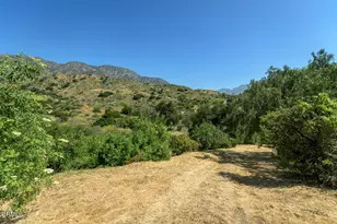 11461 Riverwood Dr, Sunland, CA 91040 - Photo 44