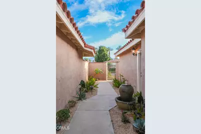 250 Calle Del Verano, Palm Desert, CA 92260 - Photo 48