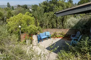 412 Elmwood Dr, Pasadena, CA 91105 - Photo 18