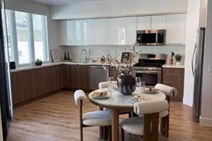 239 S Marengo Ave, Pasadena, CA 91101 - Photo 12