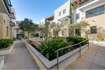239 S Marengo Avenue #201, Pasadena, CA 91101 - Photo 4