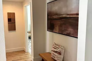 239 S Marengo Ave, Pasadena, CA 91101 - Photo 16