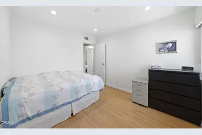 10260 Plainview Avenue #12, Los Angeles, CA 91042 - Photo 16