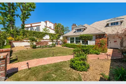 2596 Wallingford Drive, Beverly Hills, CA 90210 - Photo 2
