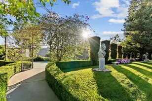 2596 Wallingford Dr, Beverly Hills, CA 90210 - Photo 42