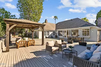 2596 Wallingford Drive, Beverly Hills, CA 90210 - Photo 32