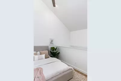 249 Alpine Street #38, Pasadena, CA 91106 - Photo 18