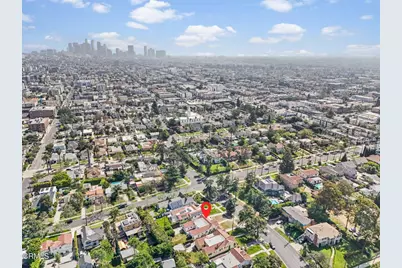 3273 Country Club Drive, Los Angeles, CA 90019 - Photo 36