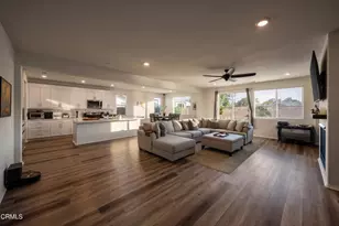 9019 Black Thorn St, Jurupa Valley, CA 92509 - Photo 6