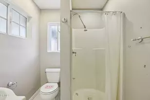 10856 Topeka Dr, Porter Ranch, CA 91326 - Photo 20