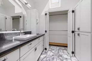 2163 E Del Mar Blvd, Pasadena, CA 91107 - Photo 16