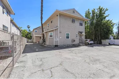 421 N Euclid Avenue, Pasadena, CA 91101 - Photo 26