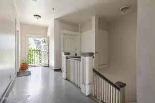 421 N Euclid Ave, Pasadena, CA 91101 - Photo 6