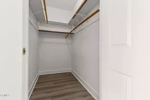 421 N Euclid Ave, Pasadena, CA 91101 - Photo 22