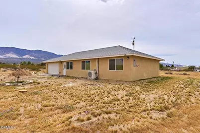 9210 Cherokee Trail, Lucerne Valley, CA 92356 - Photo 4