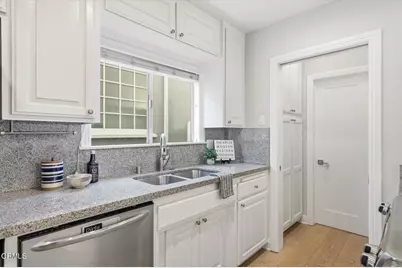 1202 1st Street, Hermosa Beach, CA 90254 - Photo 8