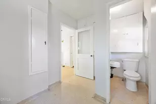 2015 Montecito Dr, Glendale, CA 91208 - Photo 16