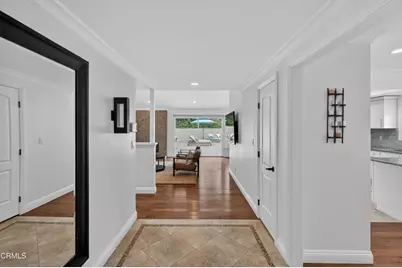 9325 9327 La Shell Drive, Tujunga, CA 91042 - Photo 6