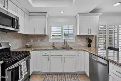 9325 9327 La Shell Drive, Tujunga, CA 91042 - Photo 12