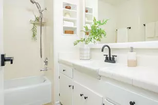 4920 Lowell Ave, Glendale, CA 91214 - Photo 12