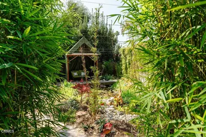 1300 Meadowbrook Road, Altadena, CA 91001 - Photo 36